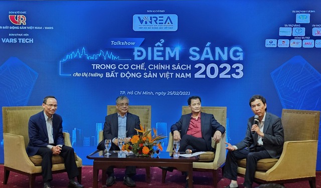 Thị trường bất động sản sẽ 'ấm' lên từ quý III năm nay